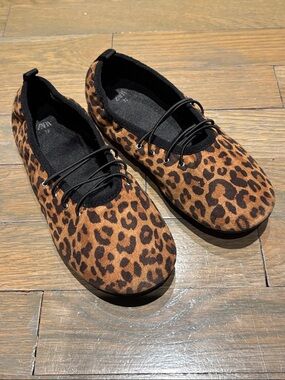 Zara leopard ballet flats - sz 32 - US 1